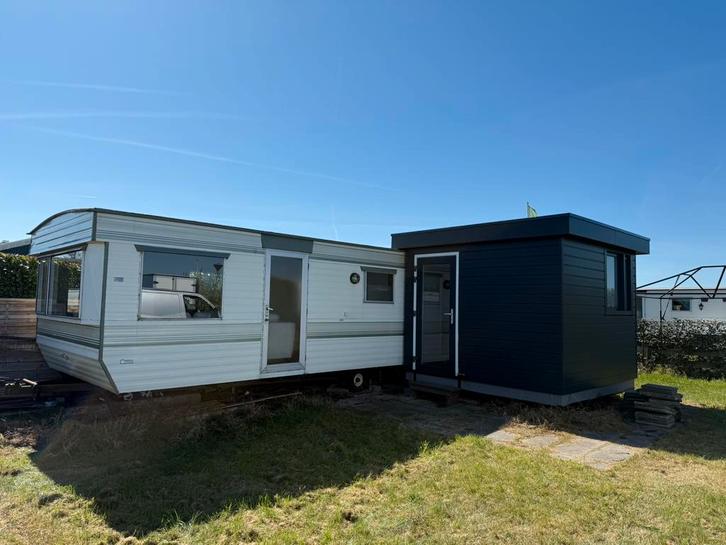 Stacaravan chalet te koop, Caravans en Kamperen, Stacaravans, tot en met 2, Ophalen of Verzenden
