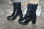 Graceland zwarte lak veterboots met ritssluiting, maat 36, Zwart, Lage of Enkellaarzen, Ophalen of Verzenden, Zo goed als nieuw