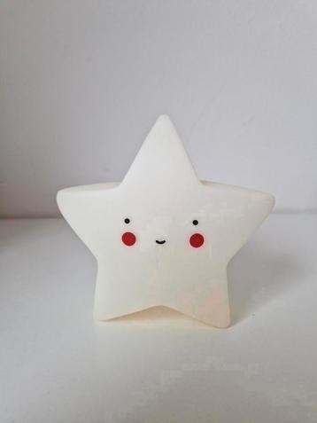 Battery powered pastel yellow cute cartoon star nightlight beschikbaar voor biedingen