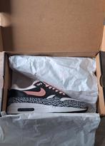 Originele Nike Air Max 1 Custom "Pink Elephant" maat 40,5., Overige kleuren, Nike, Ophalen of Verzenden, Sneakers of Gympen