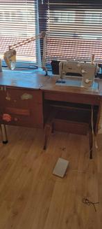 Vintage Pfaff 262 Naaimachine met Meubel, Antiek en Kunst, Ophalen