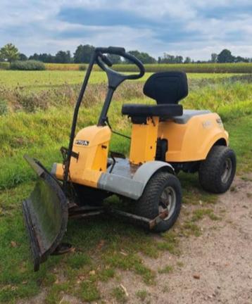 ️️✅️️  Stiga Park 4wd met sneeuwschuif/strontschuif ️️✅️️ beschikbaar voor biedingen