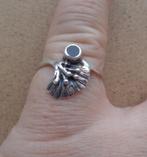 zilveren ring met ginko blad en onyx [817], Verzenden, Dame, Zilver, Zilver
