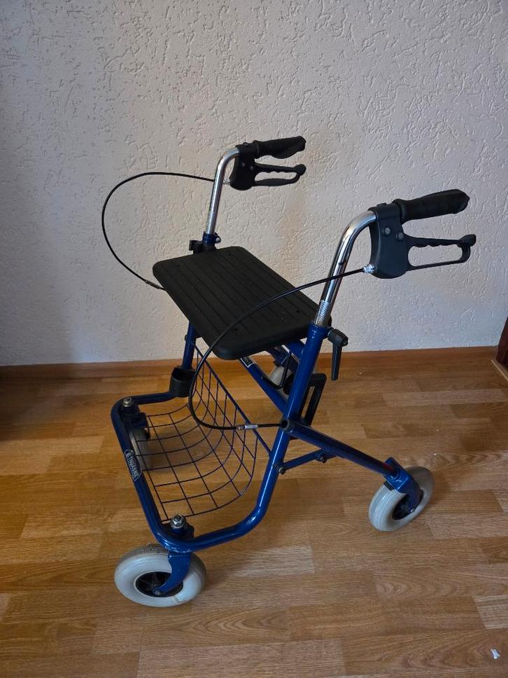 rollator (Thuasne), Diversen, Rollators, Gebruikt, Opvouwbaar, Ophalen