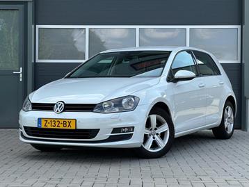 Volkswagen Golf 1.4 TSI Highline Clima Cruise PDC Navi beschikbaar voor biedingen
