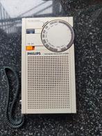 Vintage Philips D1000 transistorradio., Audio, Tv en Foto, Radio's, Ophalen of Verzenden, Zo goed als nieuw, Radio