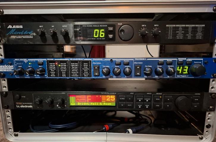 Allen &Heath te koop wegens overstap naar digitaal., Muziek en Instrumenten, Mengpanelen, Zo goed als nieuw, 10 tot 20 kanalen