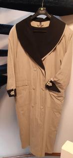 Lange beige Jas maat 38., Ophalen of Verzenden, Zo goed als nieuw, Maat 38/40 (M), Beige
