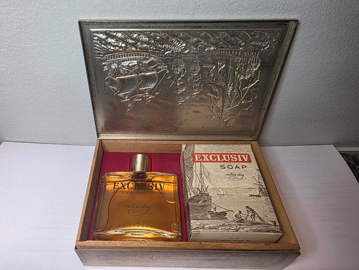 Zeldzaam! Vintage Wolff&Sohn Exclusiv cadeauset vertind, Verzamelen, Parfumverzamelingen, Nieuw, Parfumfles, Gevuld, Ophalen of Verzenden