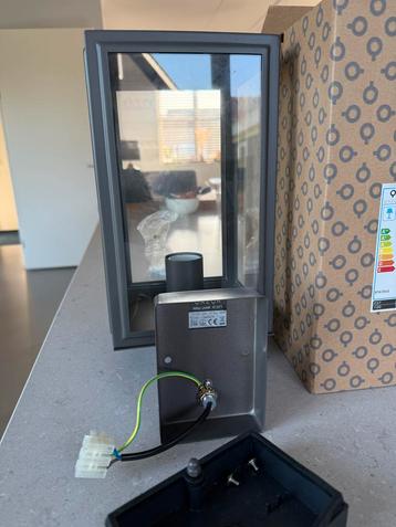 Qazqa Sutton WL Up Grijs Buitenlamp Nieuw beschikbaar voor biedingen