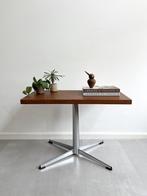 Vintage teakhouten bijzettafeltje, jaren 60/midcentury, Gebruikt, Onbekend, Onbekend, 75 cm of meer