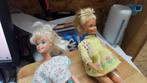 barbiepoppen met bed, Www.mattel.com, Ophalen of Verzenden, Zo goed als nieuw, Pop