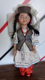 Russische pop in klederdracht Sovjet Unie Tajikistan, Antiek en Kunst, Antiek | Speelgoed, Ophalen