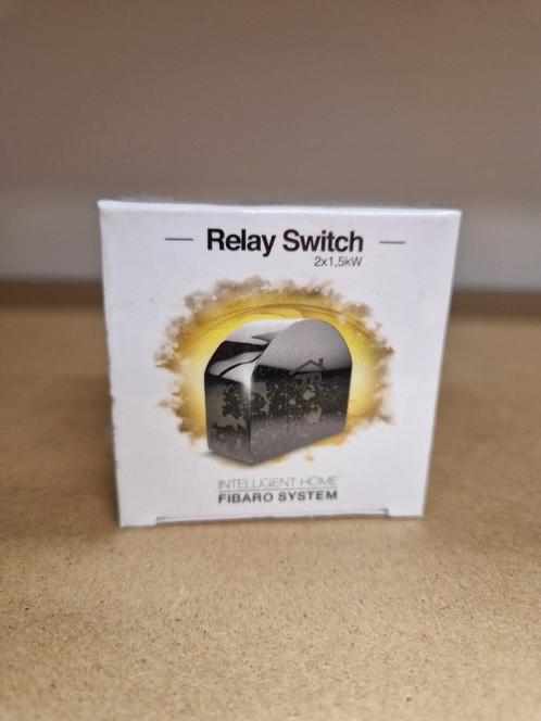 Fibaro Relay Switch, Hobby en Vrije tijd, Elektronica-componenten, Nieuw, Ophalen of Verzenden
