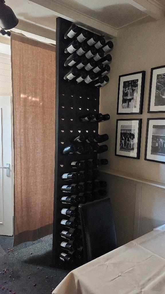 Wijnrek - Pupitre 90 flessen, Huis en Inrichting, Woonaccessoires | Wijnrekken, Gebruikt, 75 cm of meer, Hout, 25 flessen of meer