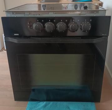 Te koop: Zanussi oven met kookplaat met mankementen  beschikbaar voor biedingen