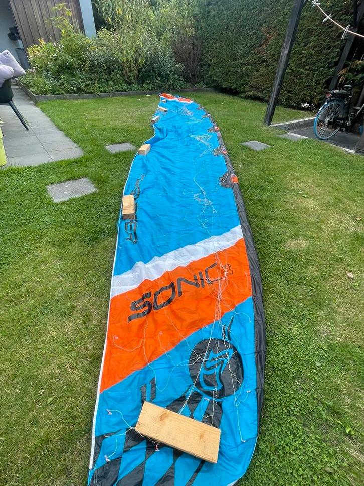 Flysurfer Sonic2 11m, Watersport en Boten, Kitesurfen, Gebruikt, Kite, 11 m², Geen board, Ophalen of Verzenden
