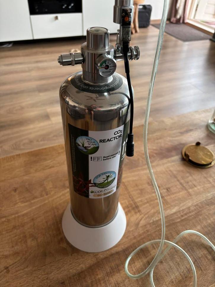 Colombo CO2 Reactor Set 2,3L, Dieren en Toebehoren, Vissen | Aquaria en Toebehoren, Zo goed als nieuw, Filter of Co2, Ophalen of Verzenden
