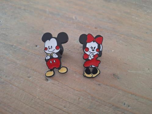 2 lieve pins van Minnie Mouse en Mickey Mouse te koop, Verzamelen, Speldjes, Pins en Buttons, Nieuw, Speldje of Pin, Overige onderwerpen