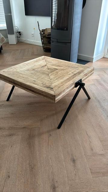 Salontafel industrieel Hout/Staal  beschikbaar voor biedingen