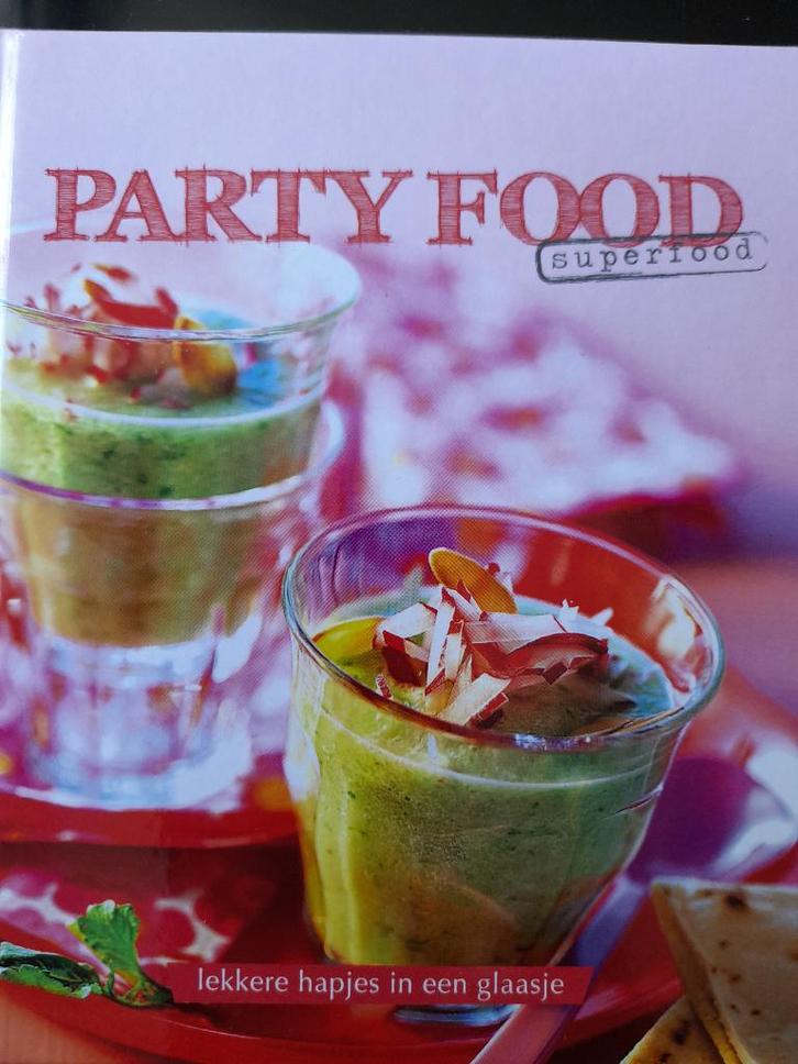 kookboeken - party food superfoods, Boeken, Kookboeken, Zo goed als nieuw, Overige gebieden, Verzenden
