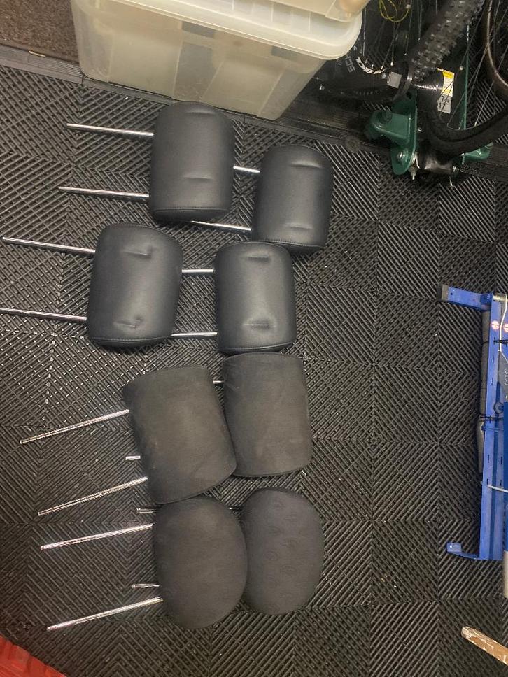 Hoofdsteunen Mercedes m klasse/ e klasse en c klasse, Auto-onderdelen, Interieur en Bekleding, Mercedes-Benz, Nieuw, Ophalen of Verzenden