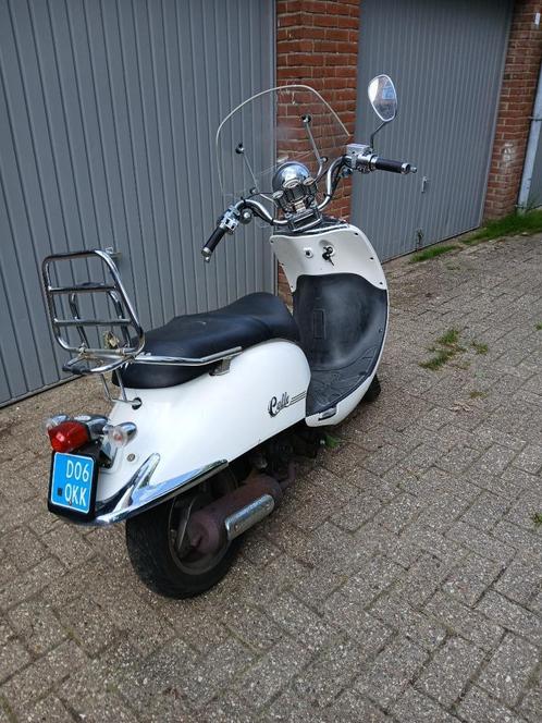 SYM CILLO snor scooter, Fietsen en Brommers, Scooters | SYM, Zo goed als nieuw, Overige modellen, Maximaal 25 km/u, Benzine, Ophalen