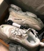 Balenciaga Triple S, Kleding | Heren, Schoenen, Ophalen of Verzenden, Zo goed als nieuw, Zwart