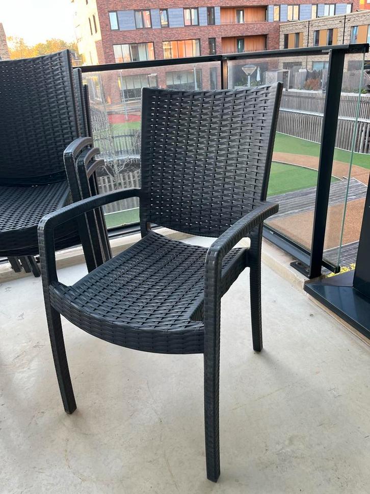 4 Tuinstoelen - Wicker Look, Tuin en Terras, Tuinstoelen, Zo goed als nieuw, Wicker, Stapelbaar, Ophalen