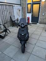 Piaggio zip 50cc 4takt, Fietsen en Brommers, Brommeronderdelen | Scooters, Ophalen of Verzenden, Zo goed als nieuw