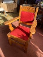 Antieken kinderstoeltje met rode zitting, Ophalen of Verzenden