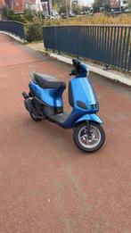 Zip type 3, Fietsen en Brommers, Scooters | Piaggio, Ophalen, Zo goed als nieuw, Benzine, Overige modellen