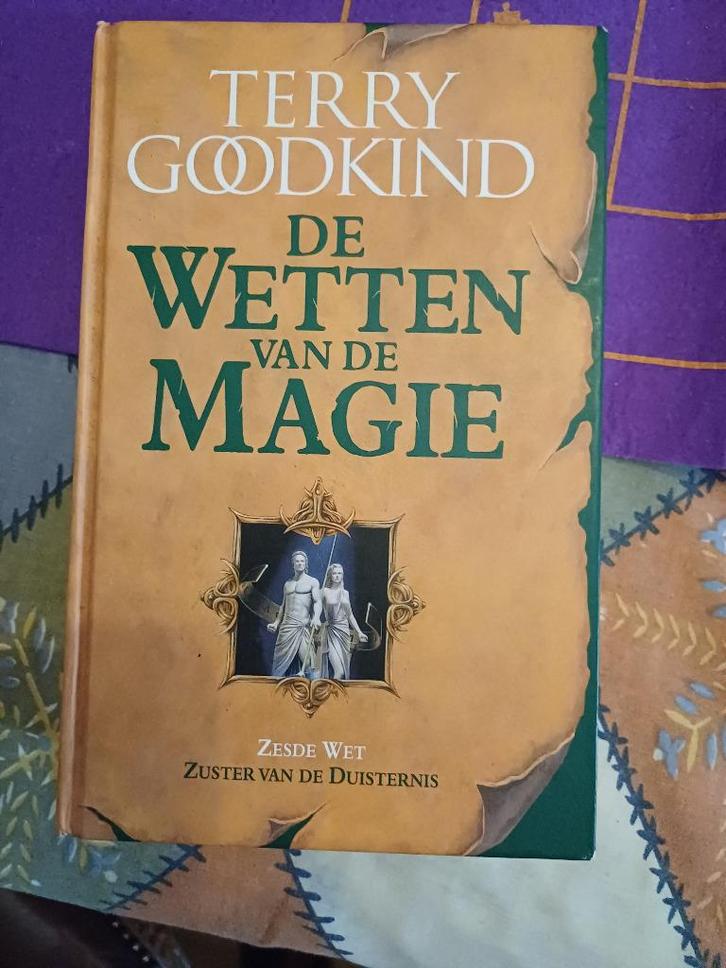 Terry goodkind zusters van de duisternis hardcover, Boeken, Fantasy, Gelezen, Ophalen