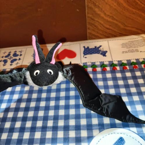 Vleermuis handpop knuffel 42 cm groot Ikea, Kinderen en Baby's, Speelgoed | Knuffels en Pluche, Ophalen of Verzenden