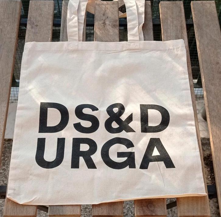 NU €5 ‼️ DS & DURGA parfum canvas tas vip gift shopper, Sieraden, Tassen en Uiterlijk, Tassen | Damestassen, Shopper, Beige, Ophalen of Verzenden