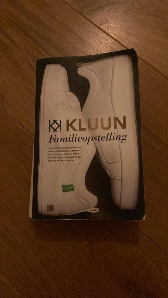 Kluun - Familieopstelling, Boeken, Literatuur, Gelezen, Nederland, Ophalen of Verzenden