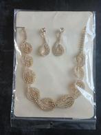 Gouden sieraden set. Nieuw in verpakking, Ophalen of Verzenden, Goud, Goud