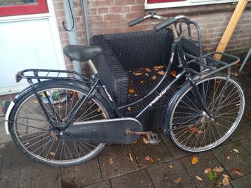 Omafiets axaslot en hangslot 45e beschikbaar voor biedingen