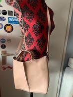 Mooie dames handtas/schouder tas(nr.9 D4), Ophalen of Verzenden, Gebruikt, Beige, Handtas