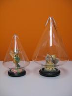 polystone elfjes in vintage glazen kegel stolp, Verzamelen, Ophalen of Verzenden, Zo goed als nieuw, Fantasy