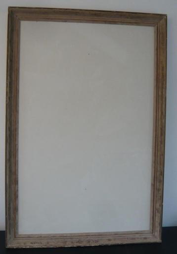 grote vintage lijst 89x133 cm mooie ruwe uitstraling beschikbaar voor biedingen