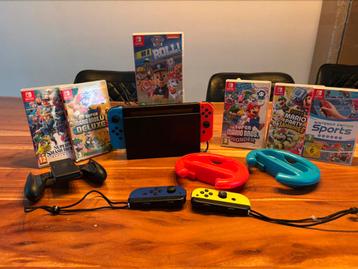 Nintedo switch plus games en vier controlers ! beschikbaar voor biedingen