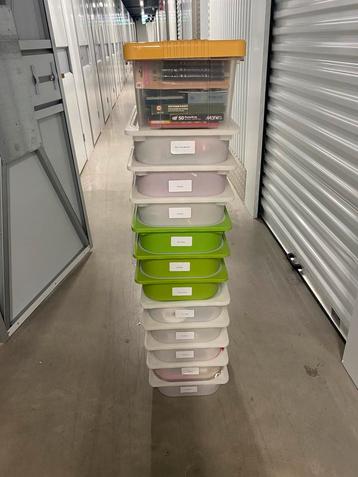 Diverse boxen met hobby spullen. beschikbaar voor biedingen
