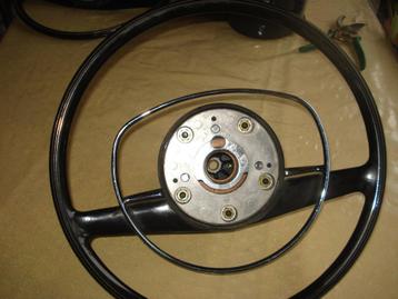 mooi zwart stuur  vr MERCEDES  W114/ W115 / W108 in goede st beschikbaar voor biedingen