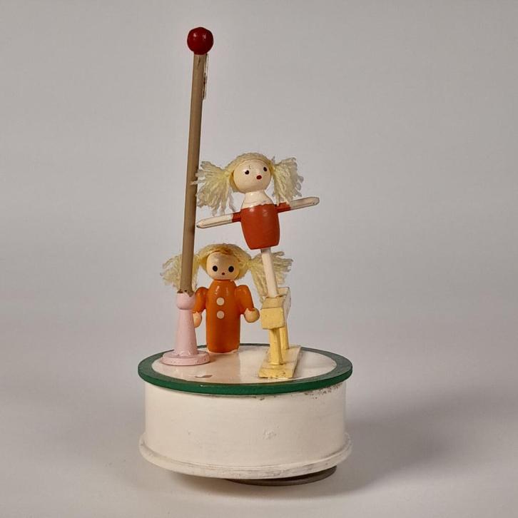Vintage speeldoos met houten figuurtjes - Japan muziekdoos, Verzamelen, Overige Verzamelen, Gebruikt, Ophalen of Verzenden