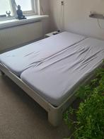 Auping verstelbaar bed incl. 2 matrassen en nachtkastje, Ophalen, Wit, Tweepersoons, 140 cm
