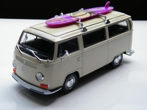 Volkswagen bus T2a Transsporter + surfboard Welly modelauto, Hobby en Vrije tijd, Modelauto's | 1:24, Nieuw, Bus of Vrachtwagen