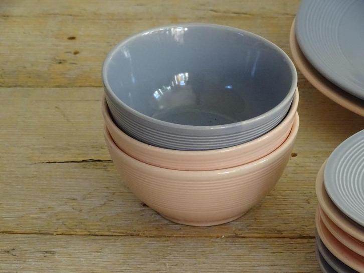 Servies, MADISON, zo goed als nieuw, Huis en Inrichting, Keuken | Servies, Zo goed als nieuw, Effen, Aardewerk, Ophalen of Verzenden