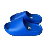 Yeezy Azure Slide 43, Kleding | Heren, Schoenen, Blauw, Nieuw, Adidas Yeezy, Ophalen