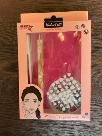 Nail Art Set - Nieuw! beschikbaar voor biedingen